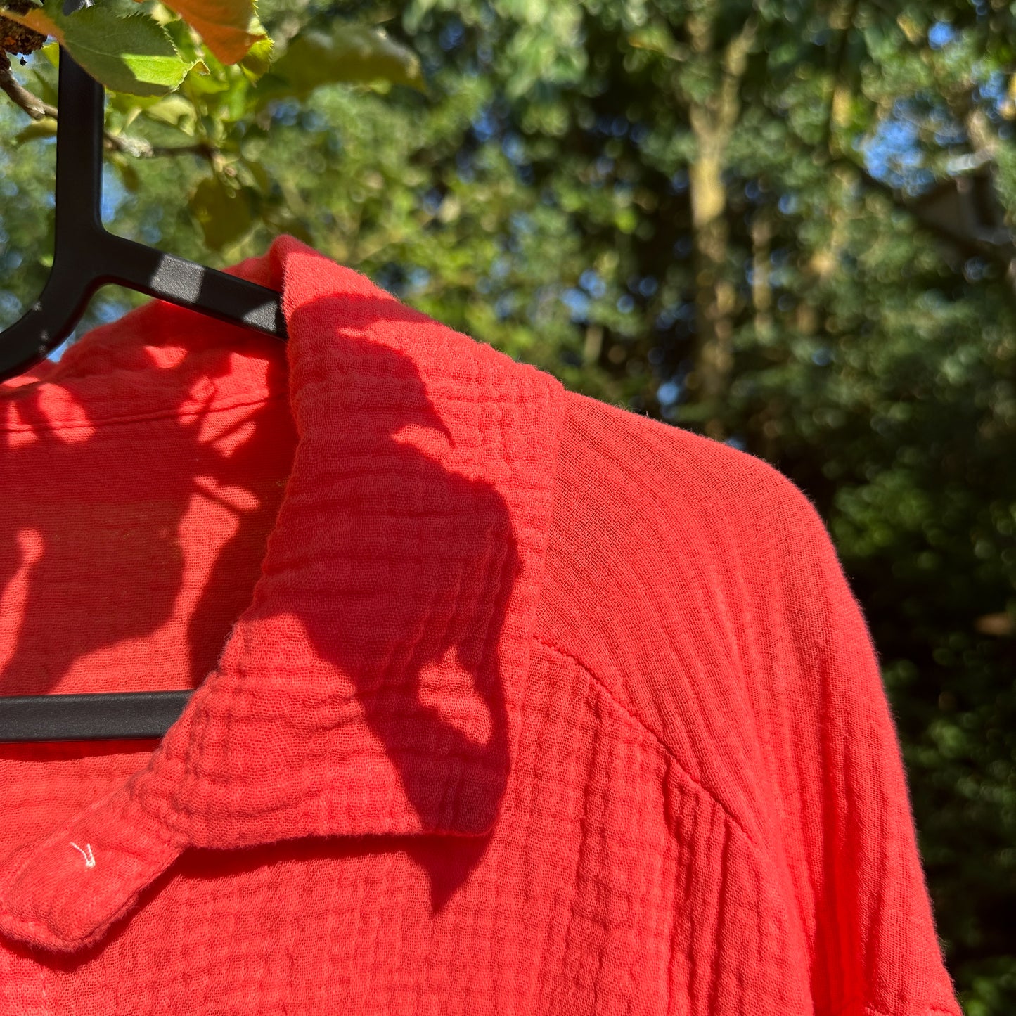 Oversize Musselinbluse "Nora" in Korallenrot – One Size