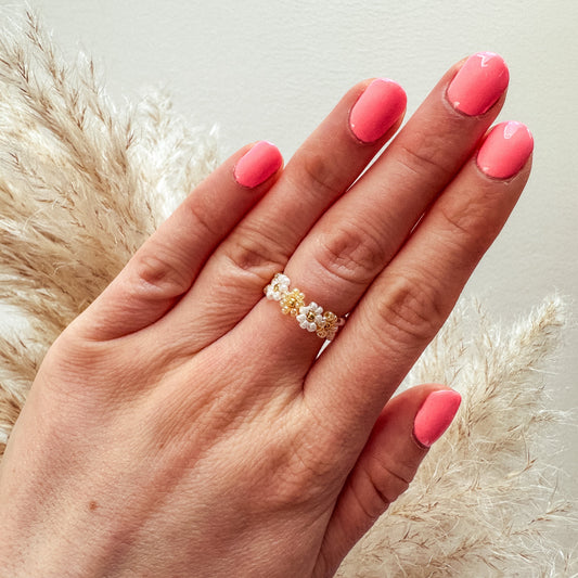 Hello, Sunshine! Warum Butter Yellow die eleganteste Trendfarbe des Jahres 2025 ist