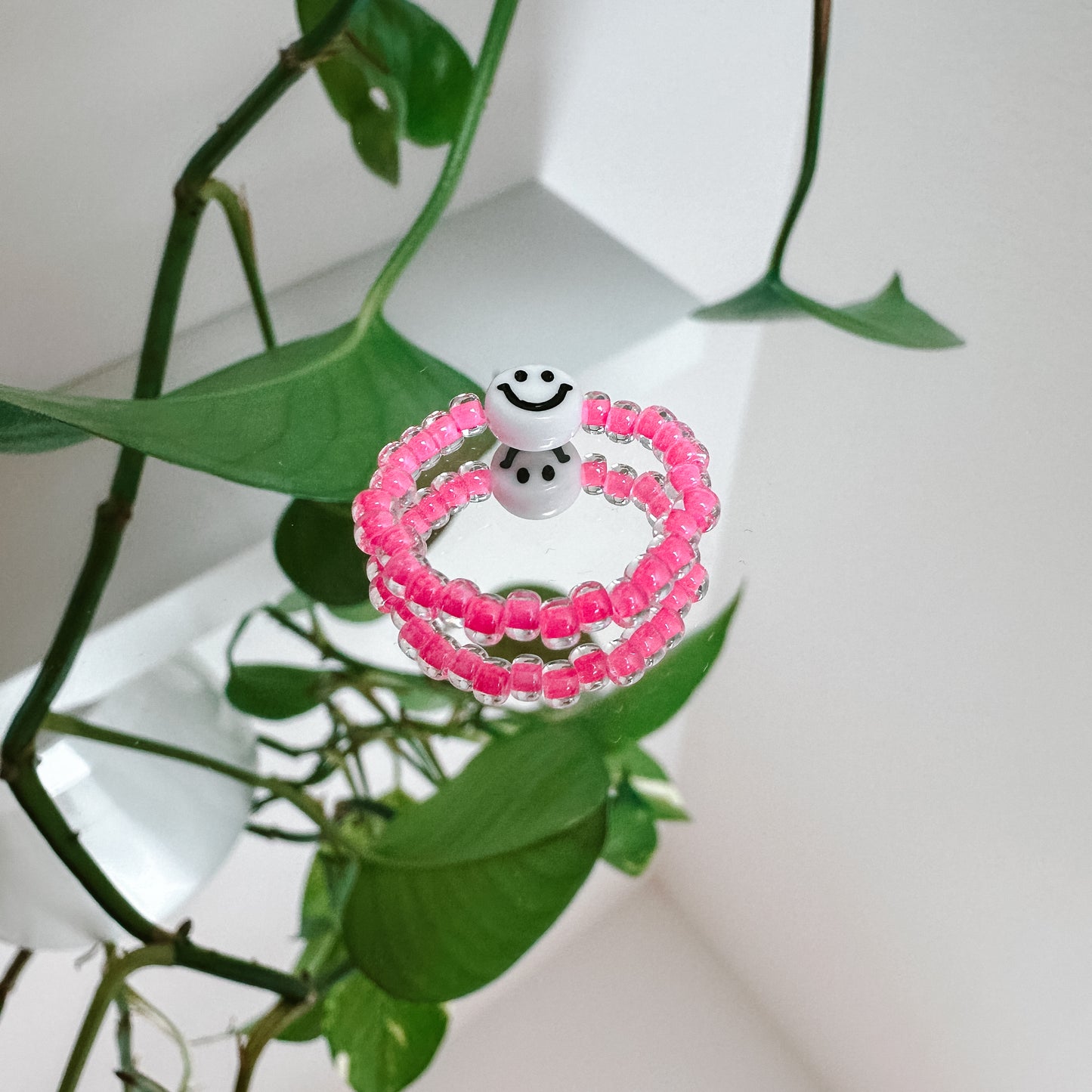 Perlenring "Riley" aus bunten Glasperlen