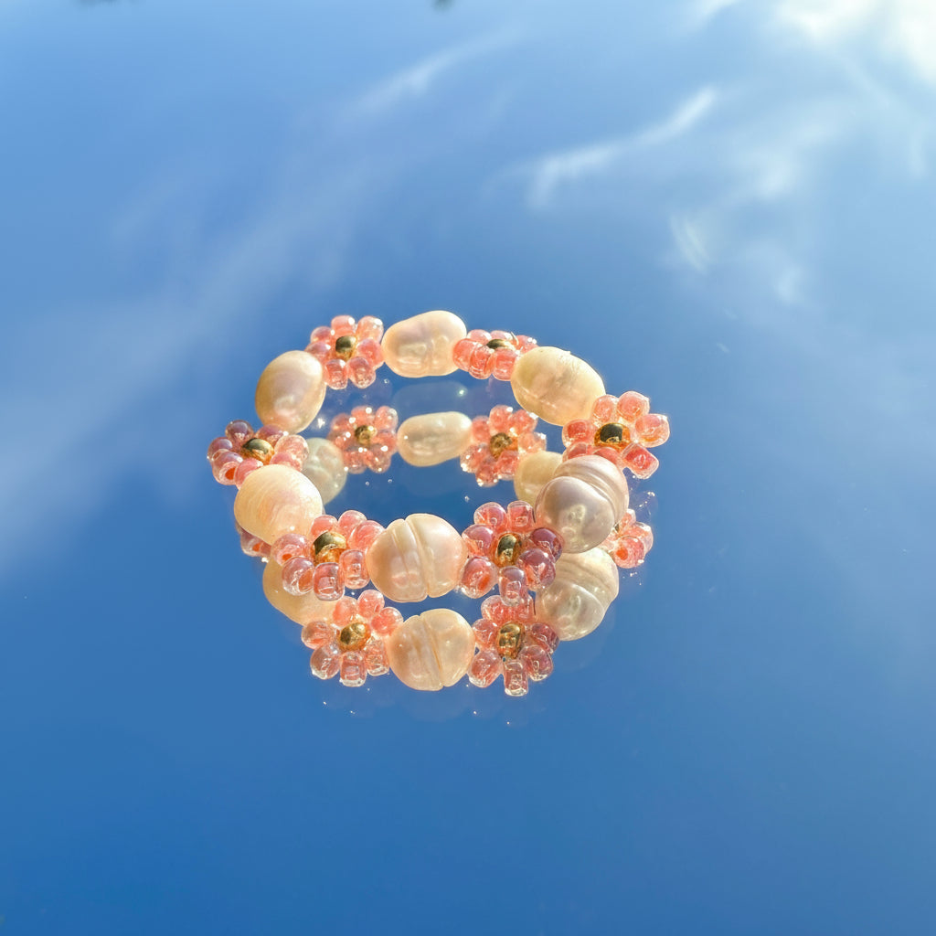 Blumenring "Flora" aus Süßwasser- und Glasperlen