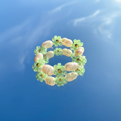 Blumenring "Flora" aus Süßwasser- und Glasperlen