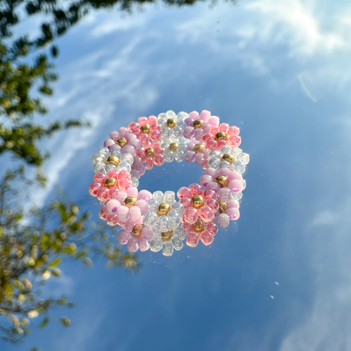 Blumenring "Poppy" aus Glasperlen in Rosa, Flieder und Hellblau