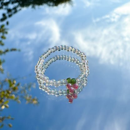 Perlenring "Emily" aus transparenten Glasperlen mit Trauben