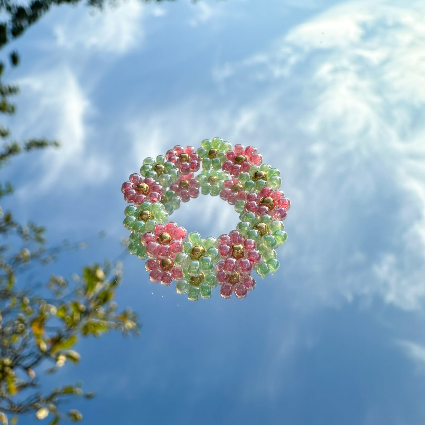 Blumenring "Rosy" aus Glasperlen in Rosa und Mintgrün