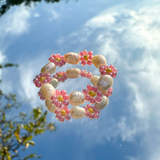 Blumenring "Maggie Pearl"mit Margeriten und Süßwasserperlen