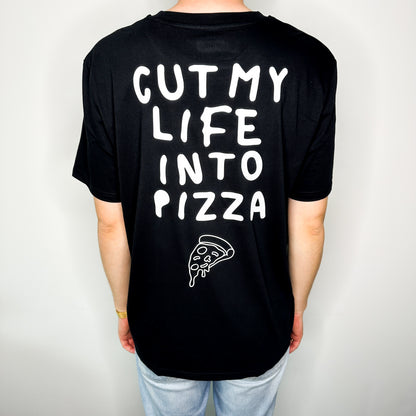 Unisex T-Shirt in Schwarz mit Backprint „Cut my life into Pizza“