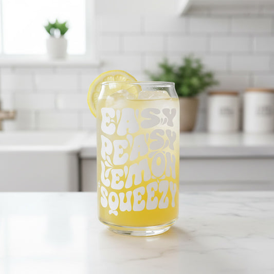 Can Glas mit Druck „Easy Peasy Lemon Squeezy“