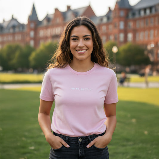 Unisex T-Shirt in Rosa mit Stick „Nie no zu vino“
